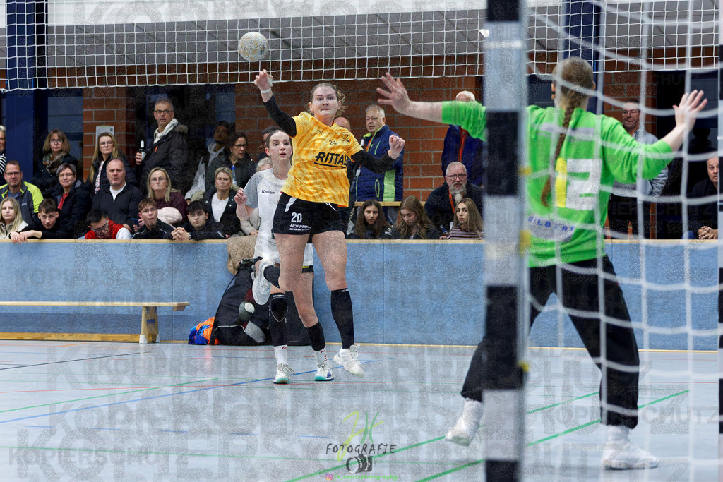 Frauen Oberliga Mitte (HHV); HSG Eibelshausen/Ewersbach - HSG Wettenberg II | Frauen Oberliga Mitte (HHV); HSG Eibelshausen/Ewersbach - HSG Wettenberg II am 13.12.2025 in Steinbrücken (Sporthalle am Hammerweiher)Photo © 2025 - Jörg Heinrich - Realisiert mit Pictrs.com