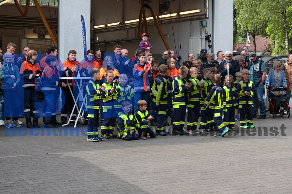 SES_KINFEU20250503-23 | bond - Realisiert mit Pictrs.com