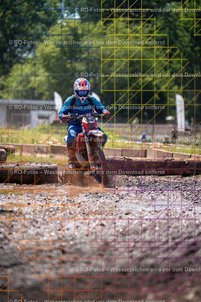 1 Lauf Schlüchtern IGE 2026-533 | Sportfotografie von RO-Fotos: Motorsport, Motocross, Enduro, Laufveranstaltungen und Triathlon. Professionelle Fotos von Sportlern und Events. - Realisiert mit Pictrs.com