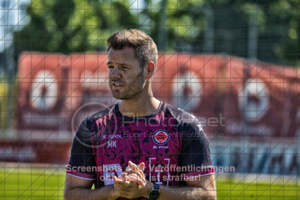 20250629_104219_0562-Bearbeitet | #,1.Göppinger SV, Fussball, Oberliga BW - Trainingsauftakt, Saison 2025/2026, Rasensportplatz Stadion SV Göppingen, Hohenstaufenstr. 116, 73033 Göppingen, 29.06.2025 - 10:30 Uhr,Foto: PhotoPeet-Sportfotografie/Peter Harich