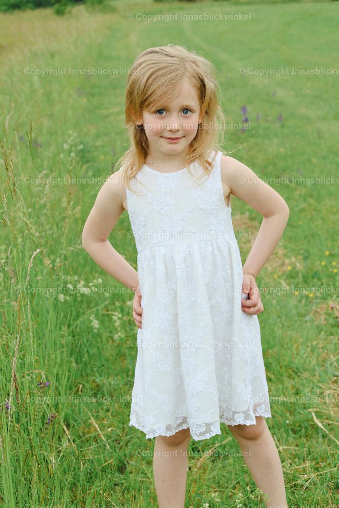 22 | Outdoor Fotografie. Kinder- Familien und Portraitfotografie. Natürliche lebendige Fotos draußen an einer Location deiner Wahl. 
