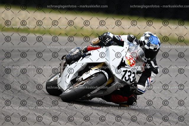 25bt02-1069 | markuskiefer.com - Realisiert mit Pictrs.com