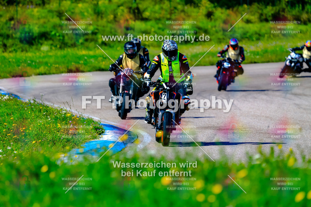 002-5520 | Hier findet Ihr Bilder von Touristenfahrten auf der Nürburgring Nordschleife oder von anderen Veranstaltungen die ich besucht habe. Viel Spass beim Durch Schauen 