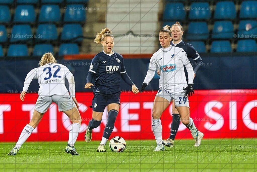 DFB-Pokal-Achtelfinale: VfL Bochum Frauen - TSG Hoffenheim 0:5 | Im Achtelfinale des DFB-Pokals der Frauen unterlag der VfL Bochum der TSG Hoffenheim aus der 1. Bundesliga mit 0:5. - Realisiert mit Pictrs.com