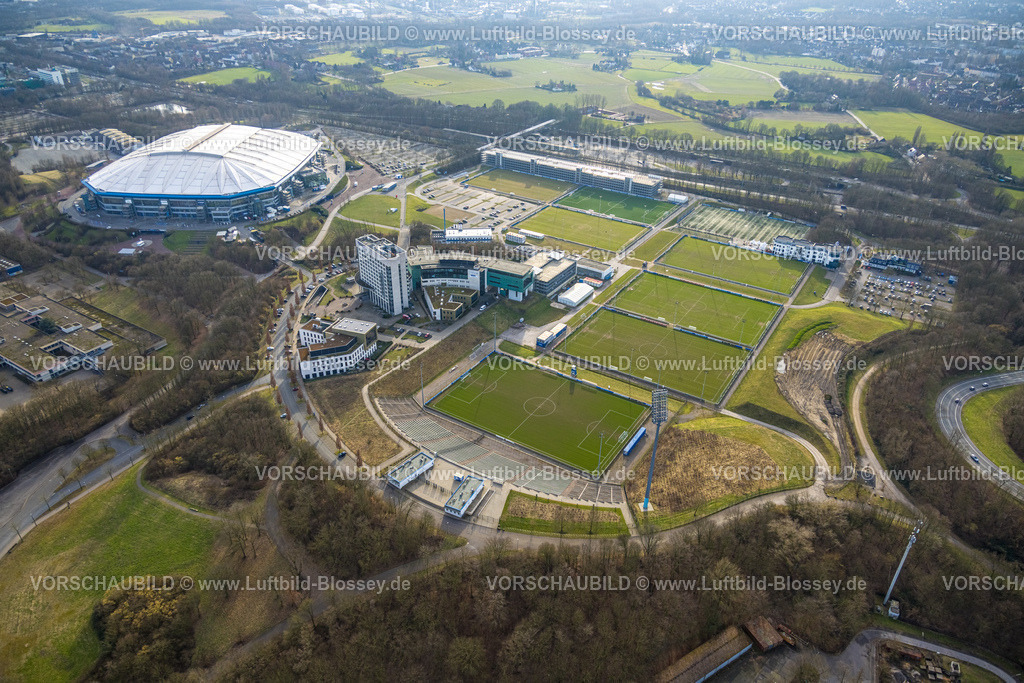 Gelsenkirchen250203192Nord | Luftbild, Bundesligastadion Veltins-Arena des FC Schalke 04, auch Arena AufSchalke Fußballstadion, Berger Feld mit Trainingsplätzen und Hotelanlagen, Erle, Gelsenkirchen, Ruhrgebiet, Nordrhein-Westfalen, Deutschland