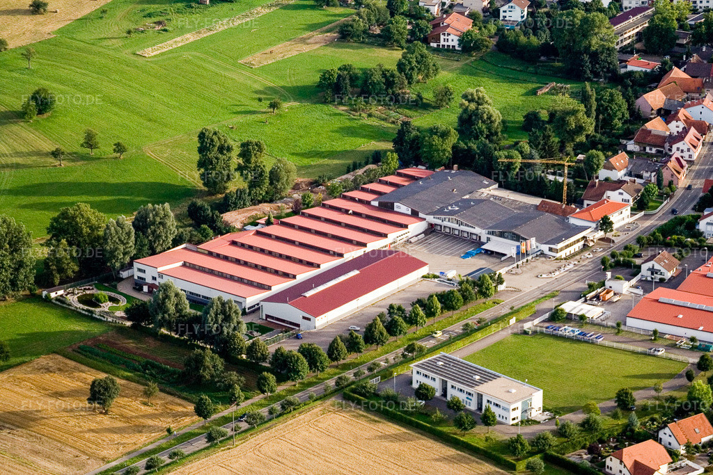 Luftbild: Stupferich, Vogelsitze GmbH, Kleinsteinbacherstraße 44 im Ortsteil Stupferich in Karlsruhe im Bundesland Baden-Württemberg in Deutschland. Foto: IMG_12426.jpg vom 05.08.2008 durch Werner Riehm/FLY-FOTO.de