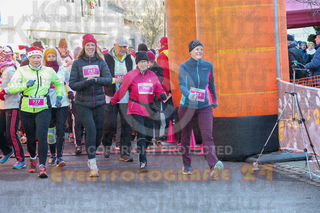 241201_1030_EX1_8213 | Sportfotografie im Rhein-Sieg Kreis, Köln, Bonn, NRW, Rheinland Pfalz, Hessen, etc. Unser Tätigkeitsfeld umfasst den Laufsport vom Volkslauf über den Marathon, Duathlon, Triathon bis zum Ultralauf wie Kölnpfad Ultra oder Schindertrail.