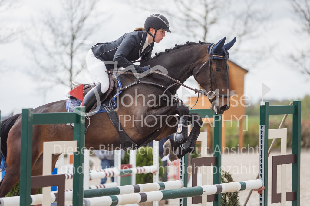 230425_Lemwerder_SprPf-A2St-249 | Deine schönsten Turniermomente als professionelle Fotos! Entdecke hochwertige Pferdesport-Fotografie im Online-Shop. Jetzt Fotos finden & bestellen!