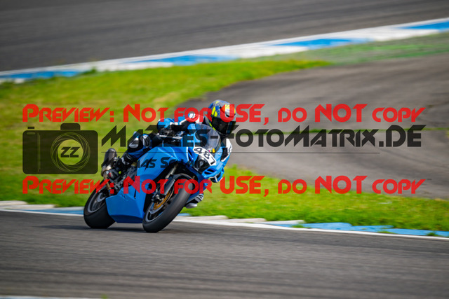 MaZZes_FotoMatrix_240702_6007705_3159 | GELB