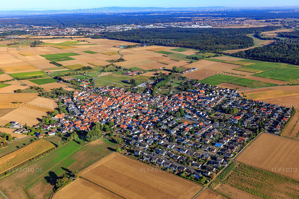 Luftbild: Ortsansicht von Süden im Ortsteil Semd in Groß-Umstadt im Bundesland Hessen in Deutschland. Foto: IMG_110980.jpg vom 08.09.2018 durch Werner Riehm/FLY-FOTO.de