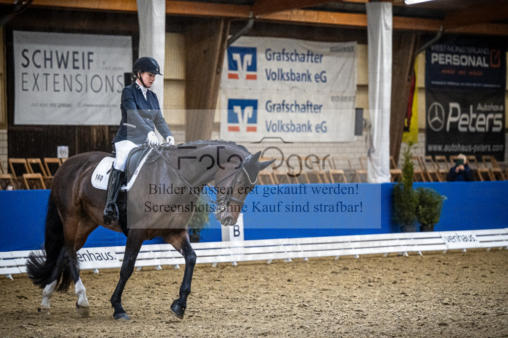 DOS_2146 | Entdecke hochwertige Reitturnierfotos von Foto Oger. Professionell, emotional und authentisch – jetzt Lieblingsmomente im Shop bestellen. - Realisiert mit Pictrs.com