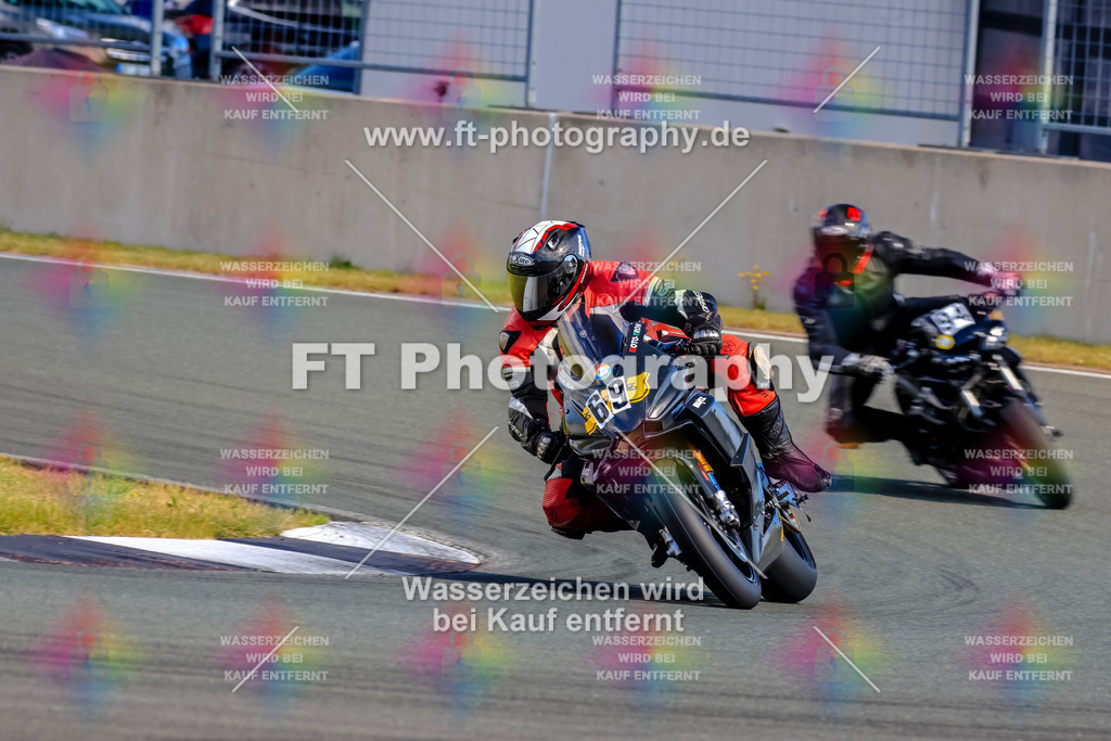 _TCM3642 | Hier findet Ihr Bilder von Touristenfahrten auf der Nürburgring Nordschleife oder von anderen Veranstaltungen die ich besucht habe. Viel Spass beim Durch Schauen 