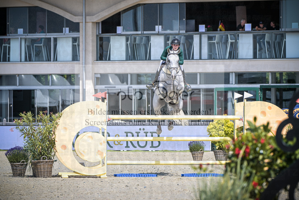 DOS_5329 | Entdecke hochwertige Reitturnierfotos von Foto Oger. Professionell, emotional und authentisch – jetzt Lieblingsmomente im Shop bestellen.Deutschlandweite Turnierfotografie. - Realisiert mit Pictrs.com