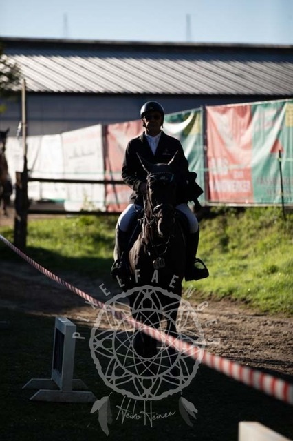 2B4A0074 | pixelfaenger - Realisiert mit Pictrs.com