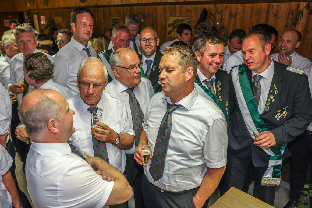 top-top.de 240629-089 | Foto, Video, Fotografie, Videografie, Fotobox, DJ, Discjockey, Musik, Musikbox, Veranstaltung, Photobooth, Amazon, Ebay, Buchtipp, Bestseller, Autor, Verlag, Buch, Wesel, Hamminkeln, NRW, Dinslaken, Rees, Drohne, Hochzeit, Party, Fotobox, Wesel, Fotograf