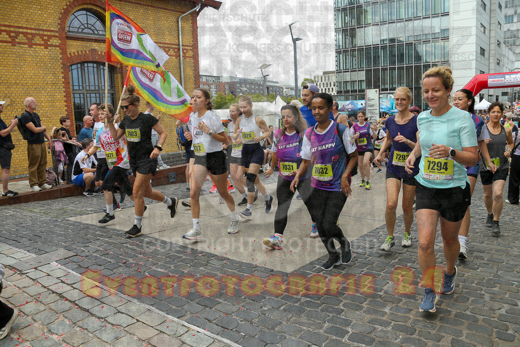 250920_1300_EX1_3772 | Sportfotografie im Rhein-Sieg Kreis, Köln, Bonn, NRW, Rheinland Pfalz, Hessen, etc. Unser Tätigkeitsfeld umfasst den Laufsport vom Volkslauf über den Marathon, Duathlon, Triathon bis zum Ultralauf wie Kölnpfad Ultra oder Schindertrail.