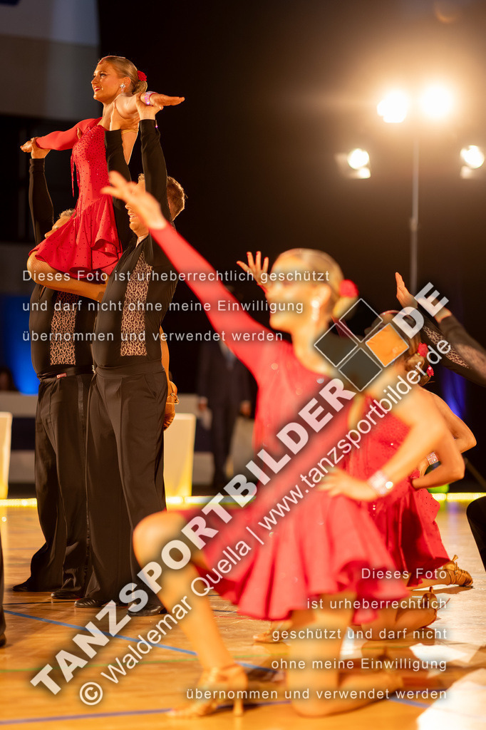 20260322-00601 | Hier finden Sie Tanz Bilder vom Latein und Standard Formationen tanzen. Sportbilder vom Tanzsport. Schöne Fotos und von Weltmeisterschaft, Europameisterschaft, Bundesliga, Regionalliga, Oberliga und Landesliga sowie von GOC Stuttgart, DanceComp, WM Bremen