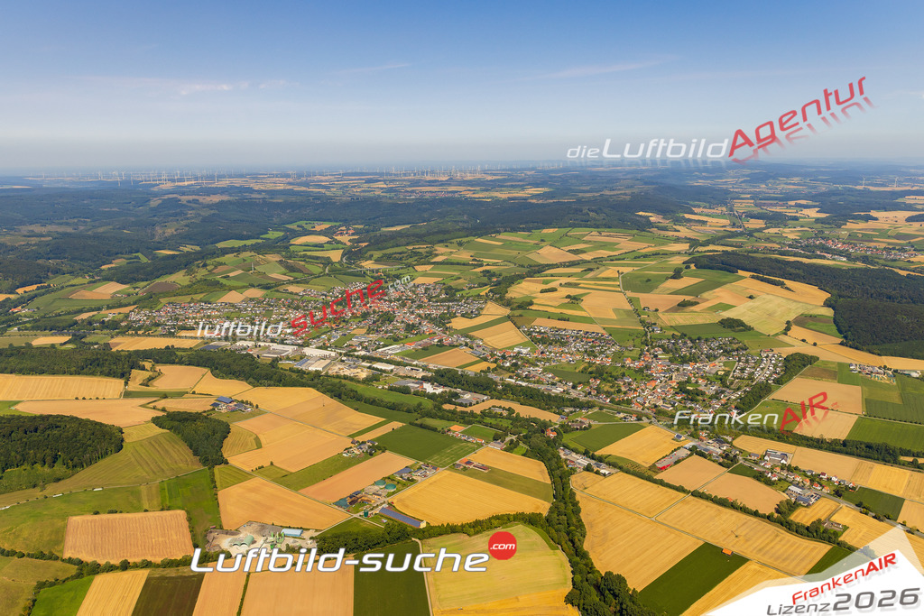 Luftbild Vs Google Maps  Scherfede  Warburg -Das Luftbild wurde 2025 vom UL-Flugzeug heraus erstellt ( keine Drohnenluftbilder ) - Hochauflösende Luftaufnahme -Nicht vergleichbar mit Google Maps oder Satelittenbilder- Die Geschenkidee !Mit Lizenz und Bildrechte bestellbar