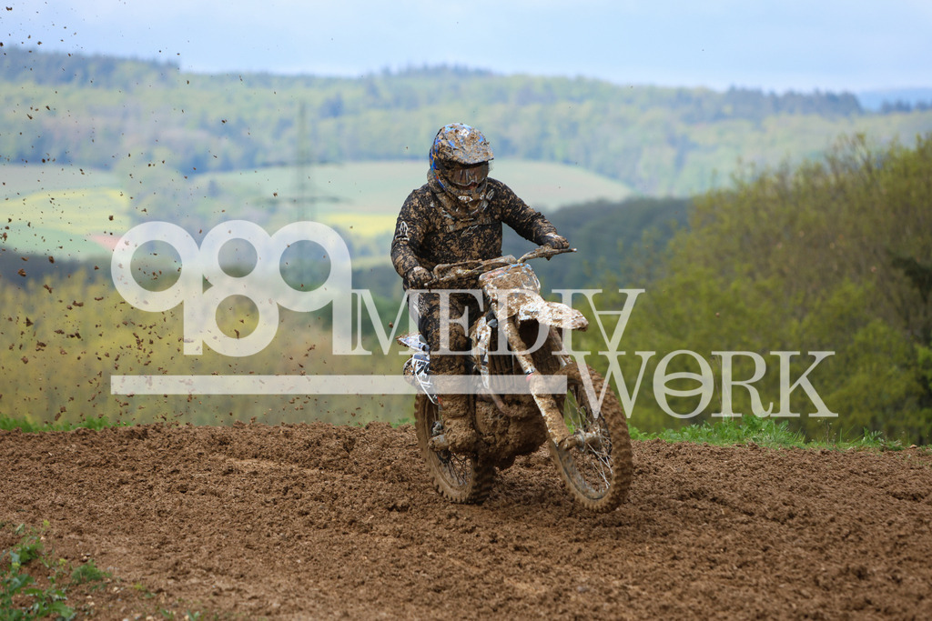 5E6A3295 | 989 MEDIAWORK