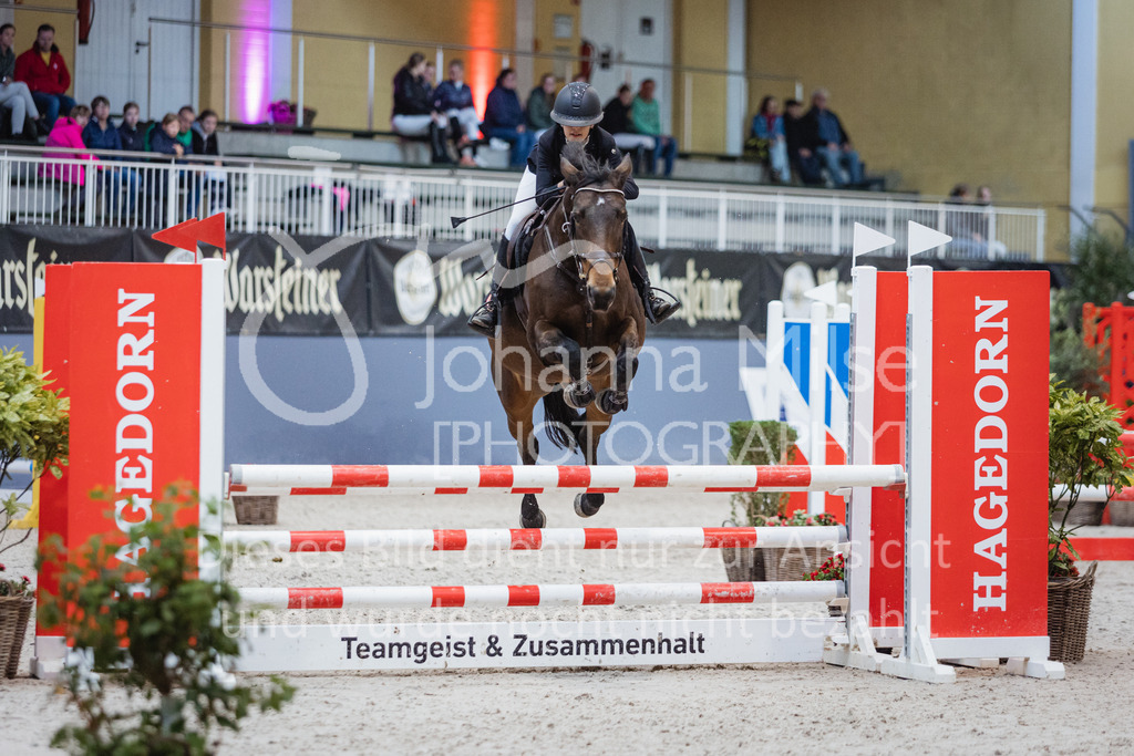 221022_Warstein_PonyTrophy-189 | Deine schönsten Turniermomente als professionelle Fotos! Entdecke hochwertige Pferdesport-Fotografie im Online-Shop. Jetzt Fotos finden & bestellen!