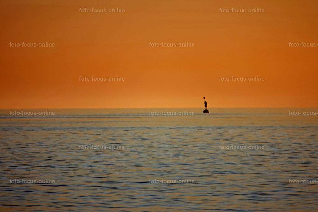 14-april | Landscape photography, spectacular waves, Atlantic Ocean, Baltic Sea