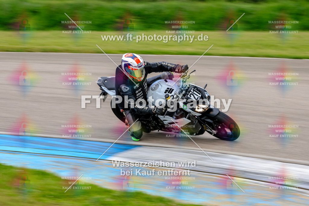 MotoTeam-9526 | Hier findet Ihr Bilder von Touristenfahrten auf der Nürburgring Nordschleife oder von anderen Veranstaltungen die ich besucht habe. Viel Spass beim Durch Schauen 