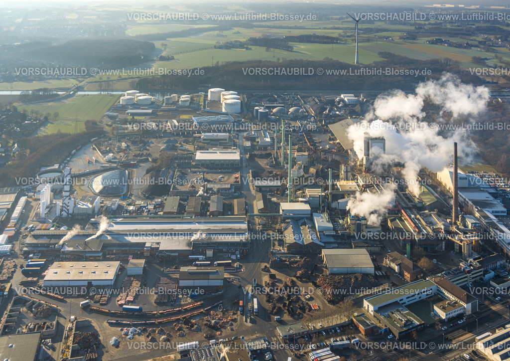 Luenen260100086 | Luftbild, Aurubis AG Recycling Kupferproduzent und Kupferwiederverwerter, Rauchwolke, Gahmen, Lünen, Ruhrgebiet, Nordrhein-Westfalen, Deutschland