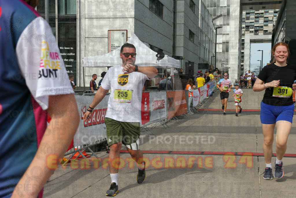250920_1334_EX1_5613 | Sportfotografie im Rhein-Sieg Kreis, Köln, Bonn, NRW, Rheinland Pfalz, Hessen, etc. Unser Tätigkeitsfeld umfasst den Laufsport vom Volkslauf über den Marathon, Duathlon, Triathon bis zum Ultralauf wie Kölnpfad Ultra oder Schindertrail.