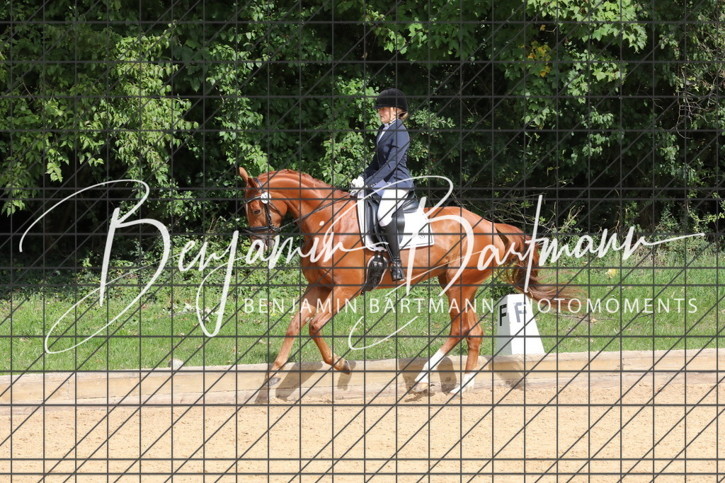 AZ2A2331 | Benjamin Bartmann Photomoments