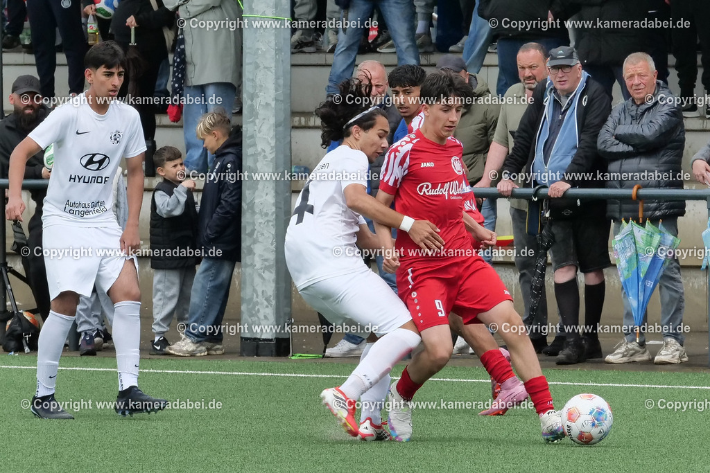 Fußball : C-Junioren : Aufstieg Regionalliga West : SUS 09 Dinslaken - Vfb 03 Hilden am 04.06.2026 in Dinslaken | Fußball : C-Junioren : Aufstieg Regionalliga West : SUS 09 Dinslaken (rotr Trikots)- Vfb 03 Hilden (weiße Trikots) am 04.06.2026 in Dinslaken - Realisiert mit Pictrs.com