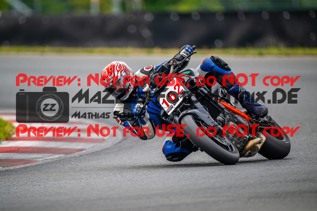 MaZZes_FotoMatrix_240724_6007705_3820 | ROT