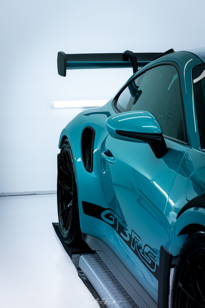 R6AT1229 _Alexander Tschuncky | Entdecken Sie die faszinierende Welt von Alexander Tschuncky Arts: Kreative Fotografie, atemberaubende Automobilkunst und hochwertiger Bilderdruck. Lassen Sie sich inspirieren! - Realisiert mit Pictrs.com
