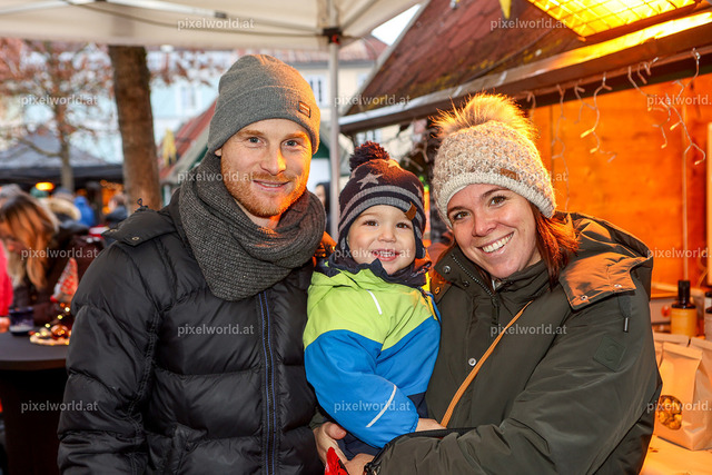 Nikolaussackerl am Christkindlmarkt | Bildershop von pixelworld.at - Realisiert mit Pictrs.com