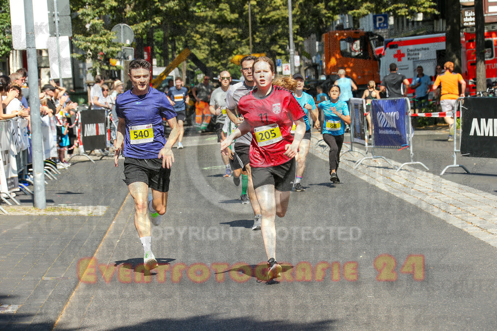 250621_1044_EX1_2338 | Sportfotografie im Rhein-Sieg Kreis, Köln, Bonn, NRW, Rheinland Pfalz, Hessen, etc. Unser Tätigkeitsfeld umfasst den Laufsport vom Volkslauf über den Marathon, Duathlon, Triathon bis zum Ultralauf wie Kölnpfad Ultra oder Schindertrail.