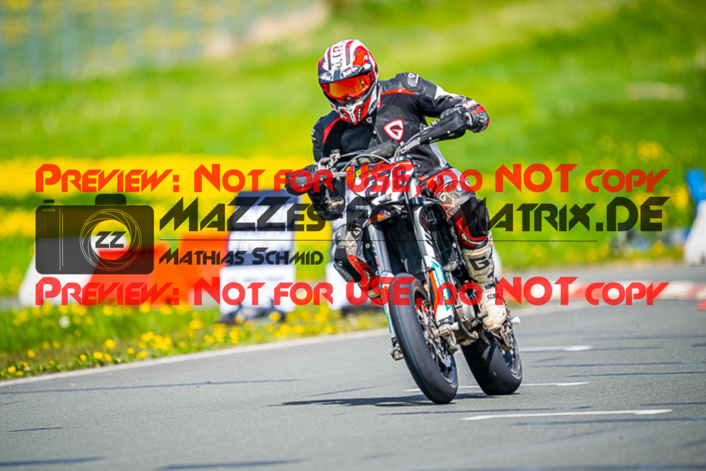 MaZZes_FotoMatrix_230506_5526 | S4