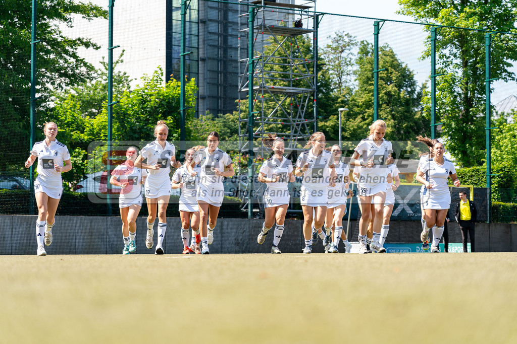 HK_20240511_903819 | 1.Bundesliga Damen Düsseldorfer HC - Harvestehuder THC am 11.5.2024 Düsseldorfer HC, Düsseldorf ,