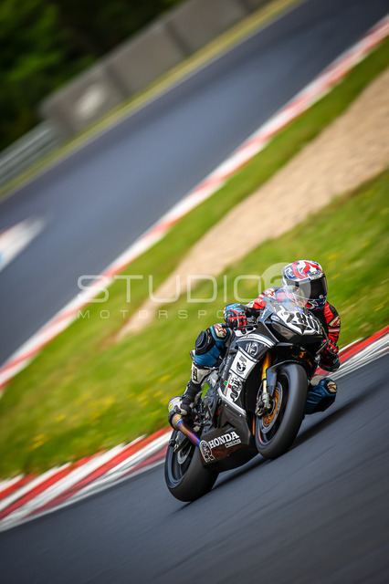 0280-250805AM-021_280 | Deine Full-Service-Agentur für ✔️Videoproduktionen und ✔️Motorsportfotografie Jetzt Angebot anfragen!