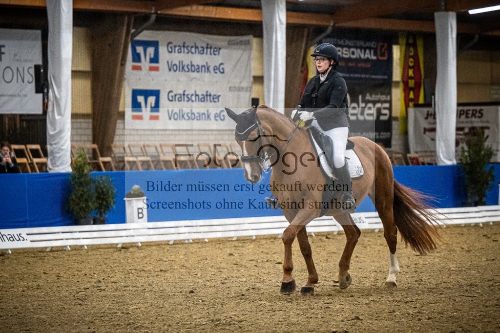 DOS_0406 | Entdecke hochwertige Reitturnierfotos von Foto Oger. Professionell, emotional und authentisch – jetzt Lieblingsmomente im Shop bestellen.Deutschlandweite Turnierfotografie. - Realisiert mit Pictrs.com