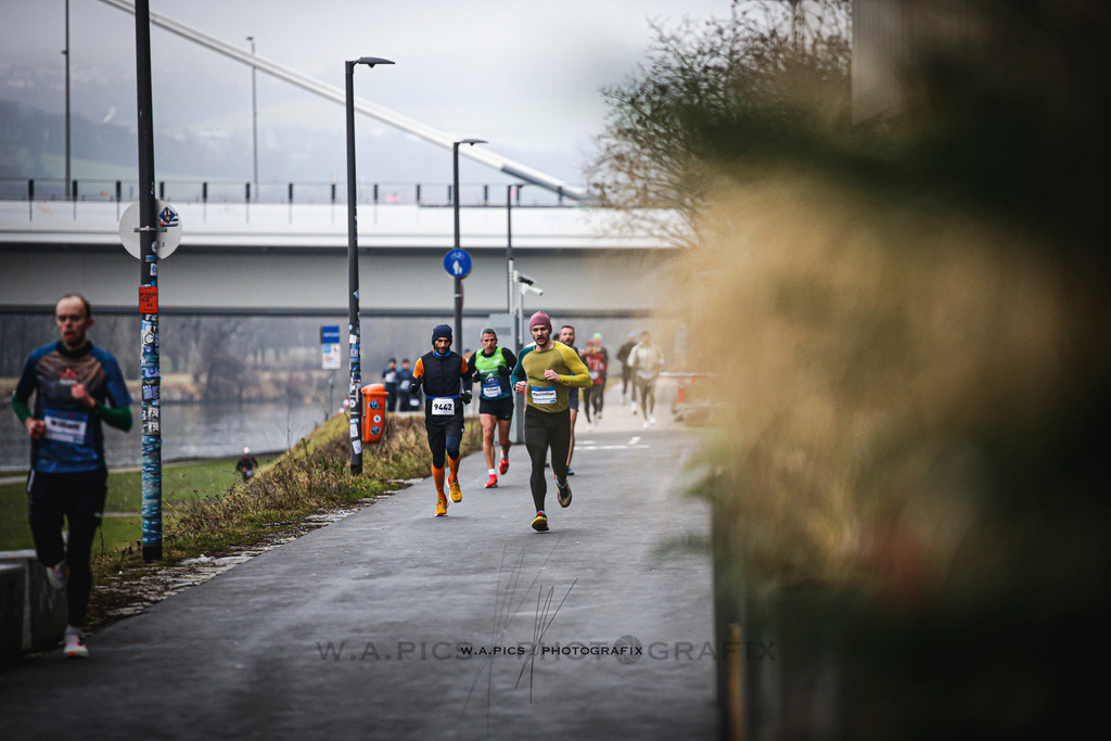 ..... | Linz, AUSTRIA,14. Dezember 25, ALOHA WINTERLAUF DEZEMBER 25 , Image shows: Photo: WAPICS / Andreas Willdoner