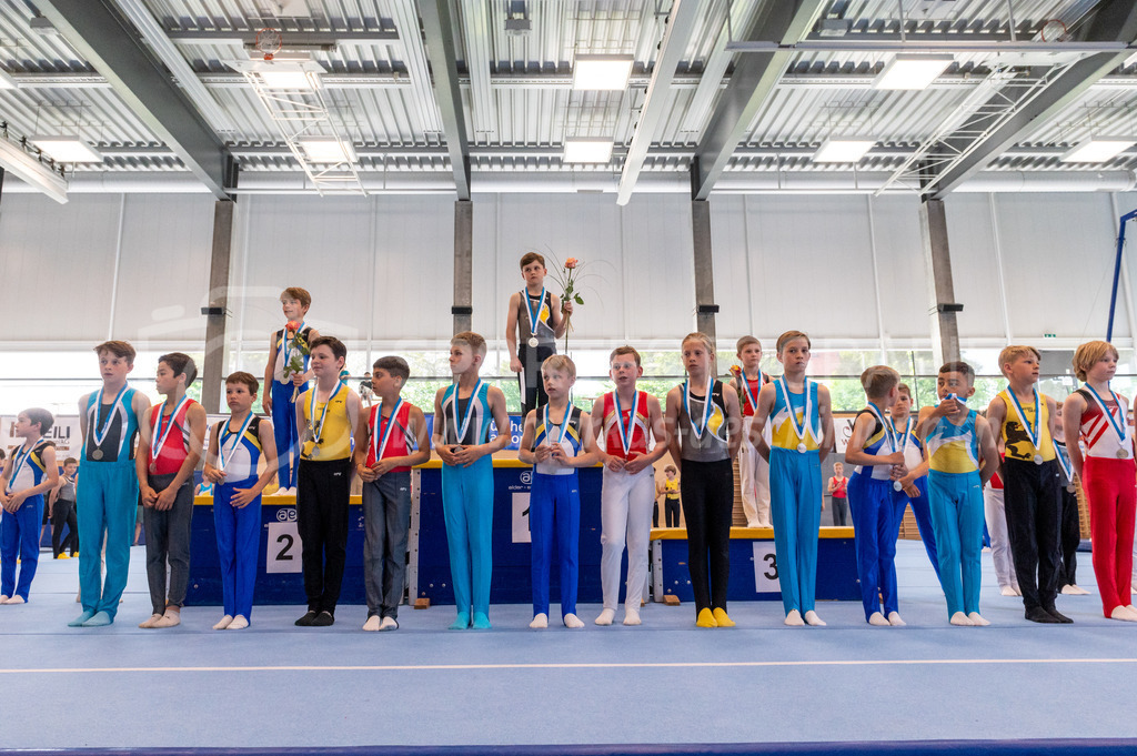 104. Zürcher Kunstturnertage Neftenbach - 15. May 2022 | 104. Zürcher Kunstturnertage Neftenbach
Turnhalle Ebni, Neftenbach
Programm 1 (P1)
Bild: Sportfotografie Markus Aeschimann | www.markus-aeschimann.ch - Realisiert mit Pictrs.com