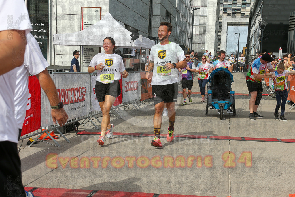 250920_1337_EX1_5857 | Sportfotografie im Rhein-Sieg Kreis, Köln, Bonn, NRW, Rheinland Pfalz, Hessen, etc. Unser Tätigkeitsfeld umfasst den Laufsport vom Volkslauf über den Marathon, Duathlon, Triathon bis zum Ultralauf wie Kölnpfad Ultra oder Schindertrail.