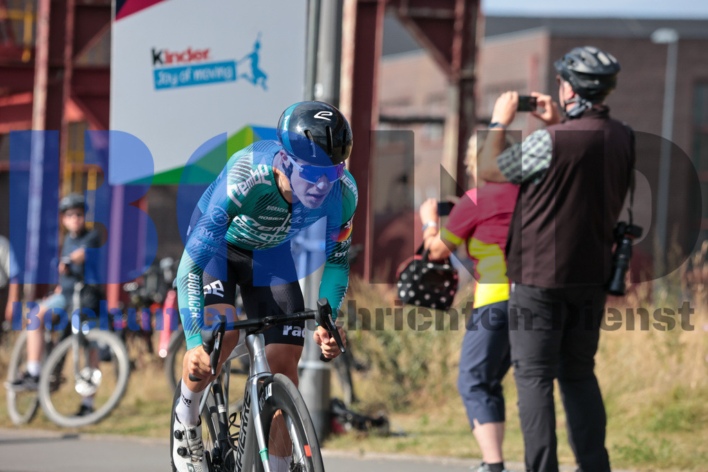 SES_DEUTOU20250820-32 | bond - Realisiert mit Pictrs.com