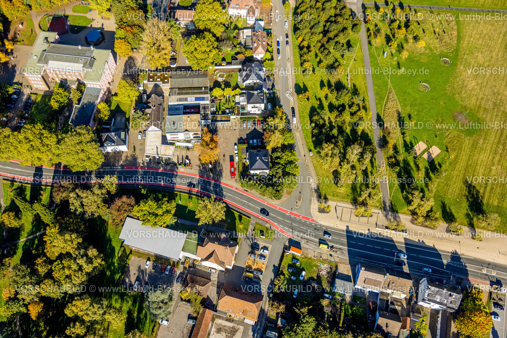Hamm241007595 | Luftbild, Jahnschule, Dortmunder Straße Ecke Schachtstraße mit Radweg Markierungen, Stadtbezirk Herringen, Hamm, Ruhrgebiet, Nordrhein-Westfalen, Deutschland