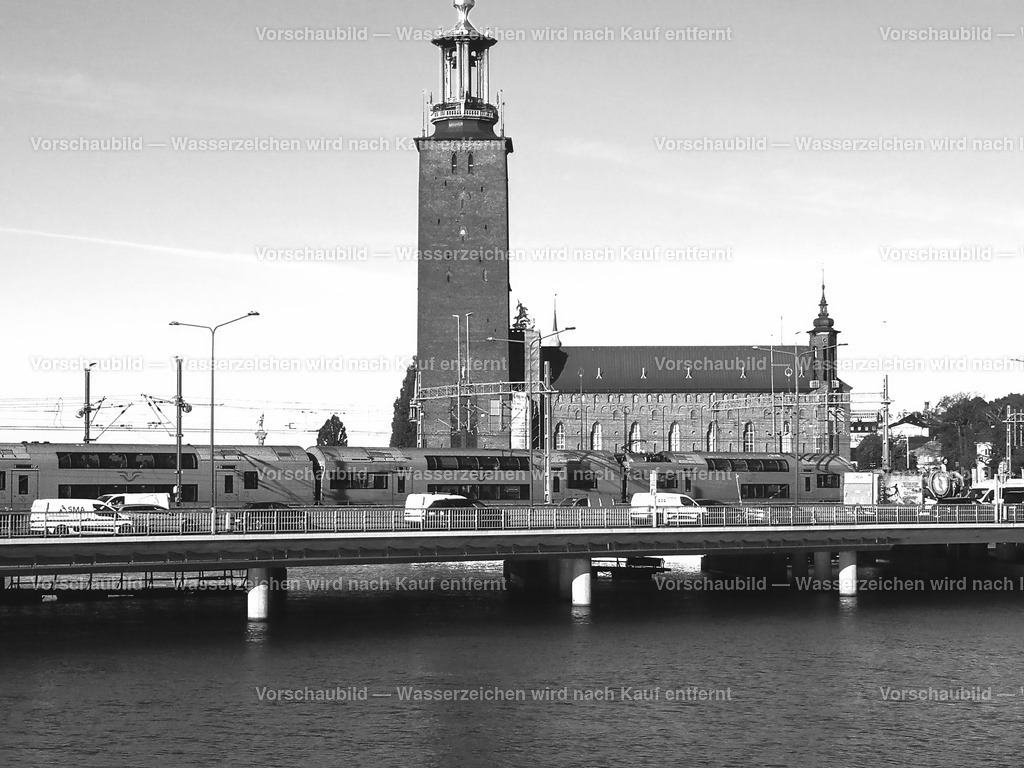 Stockholm-Stadthuset-Centralbron | online Fotogalerie mit schwarz-weiß Fotografien und Shop für zeitlose  Poster und Leinwände in stilvollem schwarz weiß  - Realisiert mit Pictrs.com