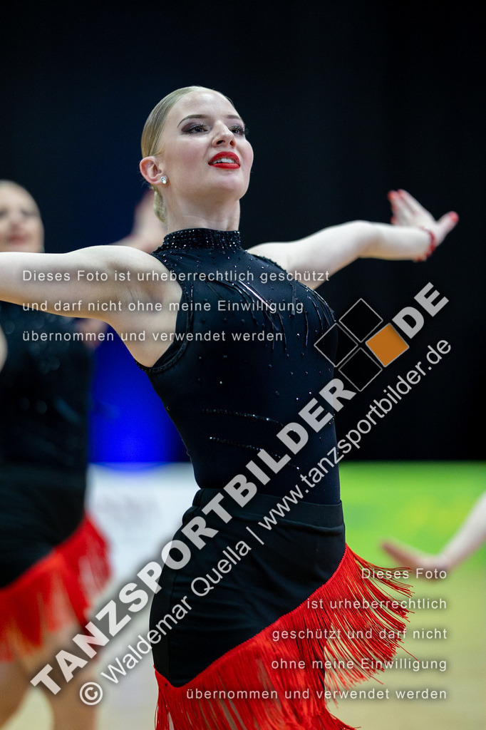 20230513-11097 | Hier finden Sie Tanz Bilder vom Latein und Standard Formationen tanzen. Sportbilder vom Tanzsport. Schöne Fotos und von Weltmeisterschaft, Europameisterschaft, Bundesliga, Regionalliga, Oberliga und Landesliga sowie von GOC Stuttgart, DanceComp, WM Bremen