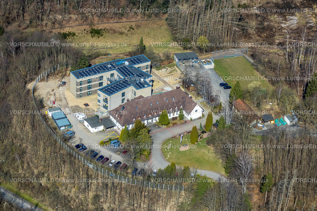 HB-Arnsberg220302010Neheim | Luftbild, Kinder- und Jugendhaus Marienfrieden SkF Hochsauerland mit Neubau und Solardach in Hüsten, Arnsberg, Sauerland, Nordrhein-Westfalen, Deutschland