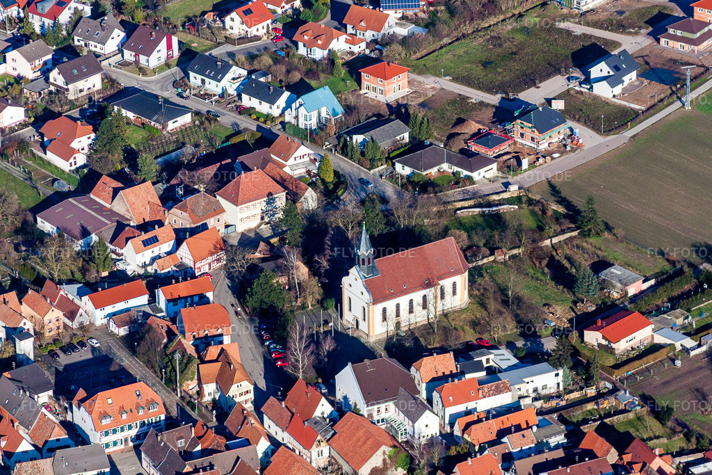 Luftbild: Kirchengebäude von St. Bartholomäus in Zeiskam im Bundesland Rheinland-Pfalz in Deutschland. Foto: IMG_36997.jpg vom 16.01.2011 durch Werner Riehm/FLY-FOTO.de