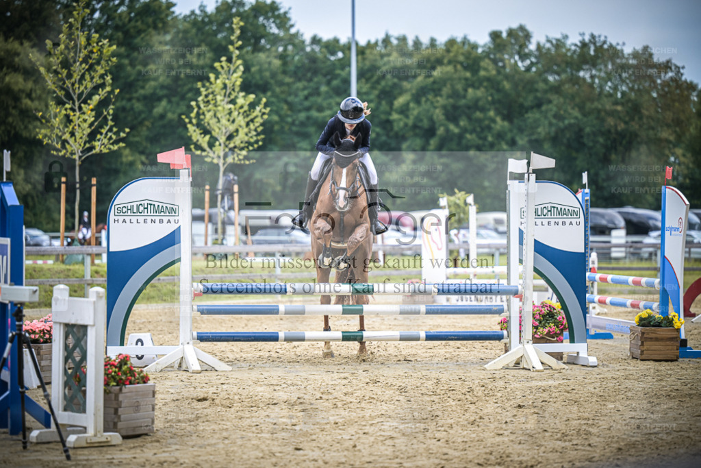 DOS_5976 | Entdecke hochwertige Reitturnierfotos von Foto Oger. Professionell, emotional und authentisch – jetzt Lieblingsmomente im Shop bestellen. - Realisiert mit Pictrs.com