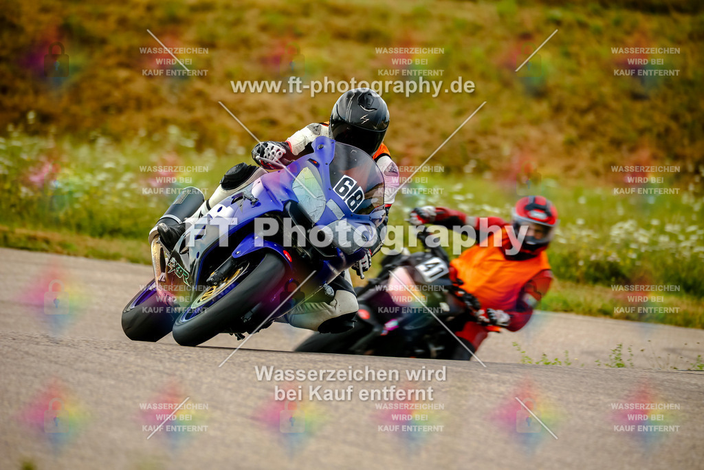 Chambley Juli-0993 | Hier findet Ihr Bilder von Touristenfahrten auf der Nürburgring Nordschleife oder von anderen Veranstaltungen die ich besucht habe. Viel Spass beim Durch Schauen 