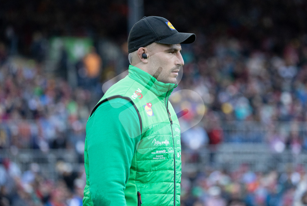 ESAF2025_05Gang_5817 | Die Schwinger des Schwyzer Kantonalen Schwingerverbandes: Fotos, die Dynamik und Leidenschaft festhalten, sowie emotionale Momente aus dem traditionellen Schwingsport zeigen. - Realisiert mit Pictrs.com